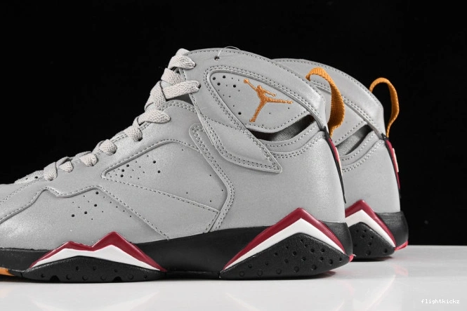 7 Cardinal Reflective Jordan Air BV6281-006 1217